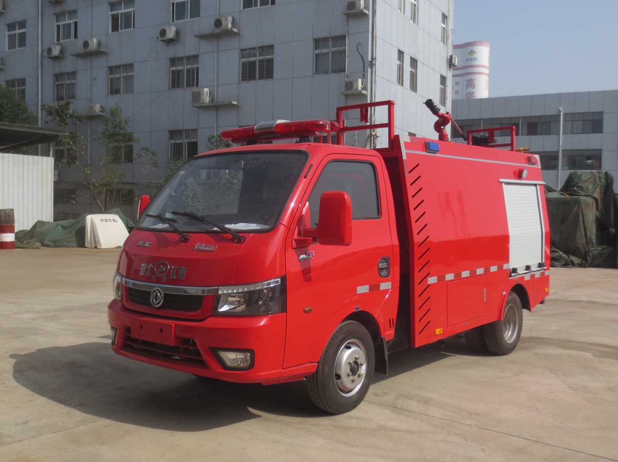 藍(lán)牌東風(fēng)1噸單排水罐消防車